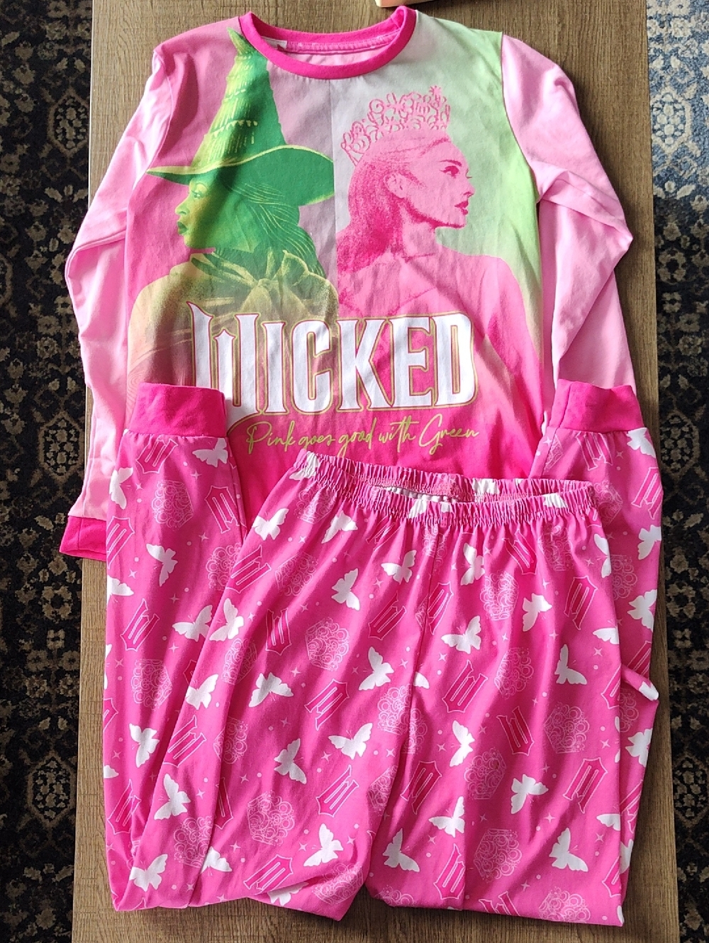 Universal Pink and Green "Wicked" Graphic Kids Pajama Set, Size 14